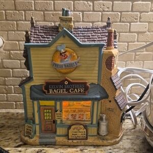 Kelvin Brothers Bagel Cafe Decorative Light